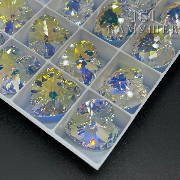 6228 Xilion Heart 18*17,5 мм Crystal Aurore Boreale (AB)