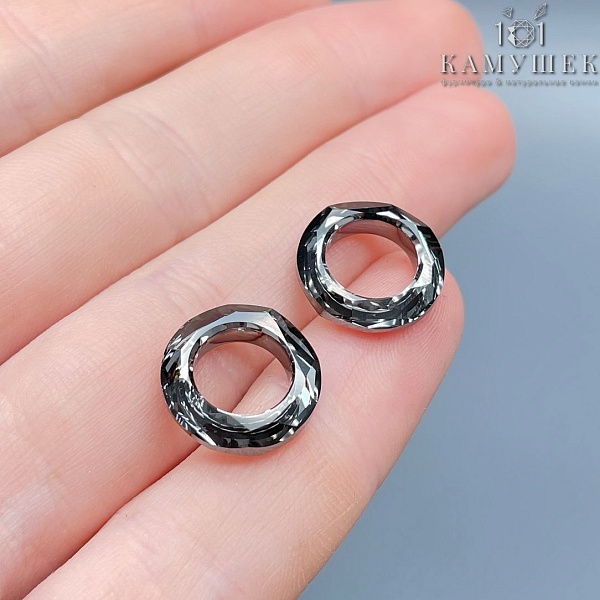 4139 Cosmic Ring 14 мм Crystal Silver Night (SINI)